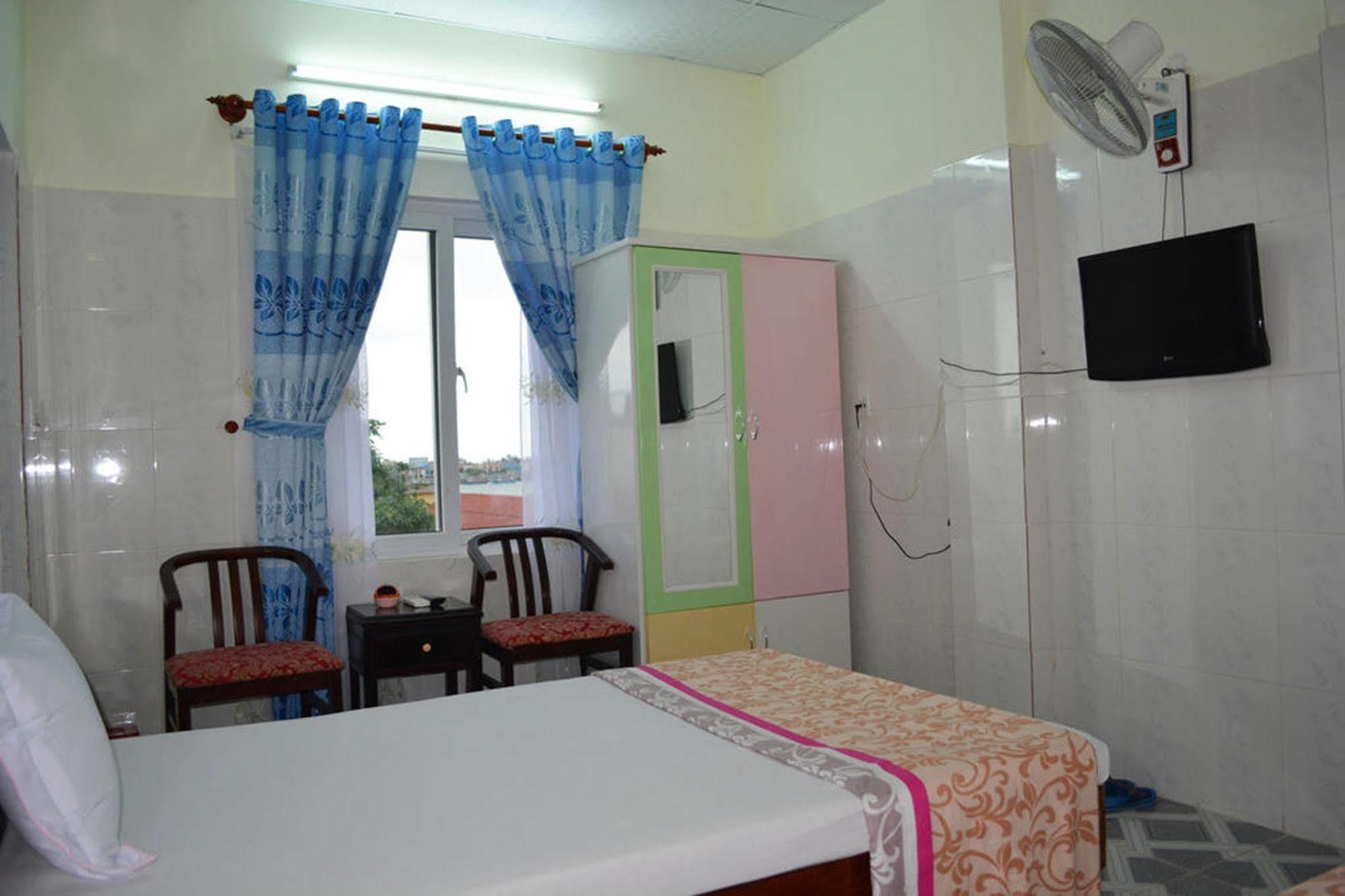 Anh Linh 1 Hotel Dong Hoi Zewnętrze zdjęcie