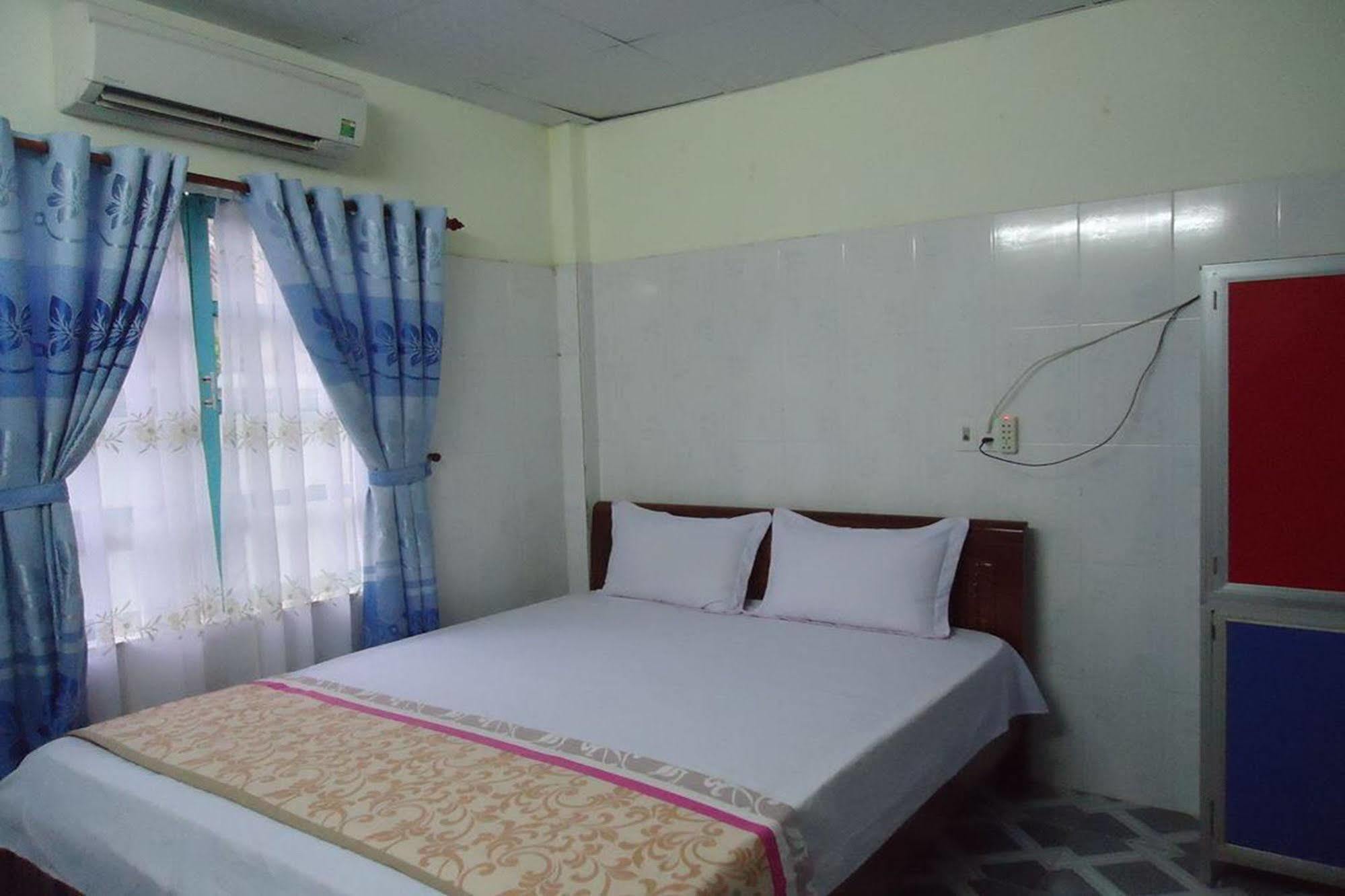 Anh Linh 1 Hotel Dong Hoi Zewnętrze zdjęcie