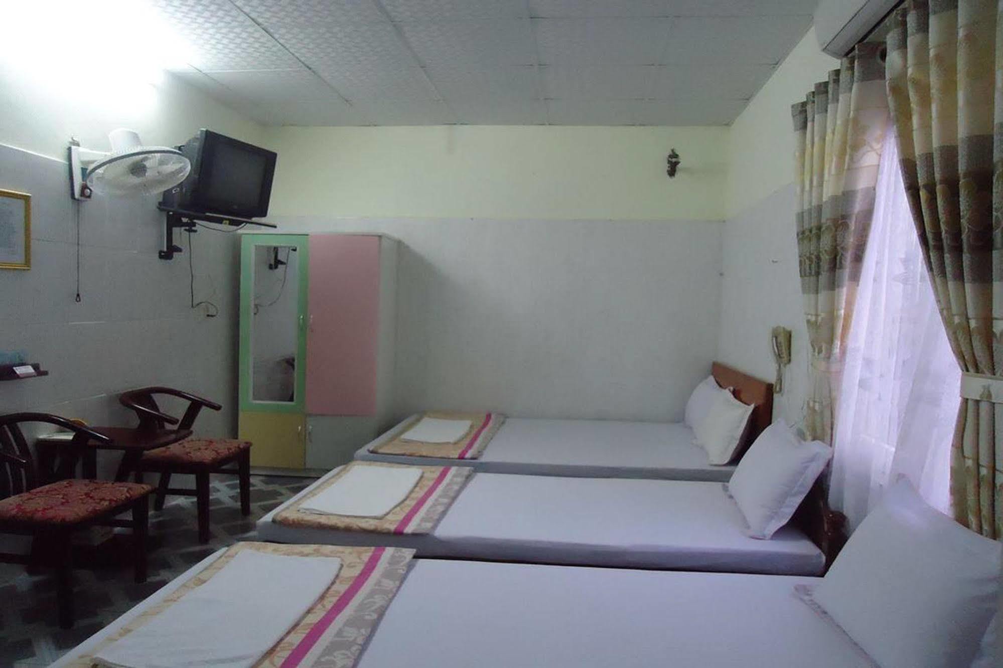 Anh Linh 1 Hotel Dong Hoi Zewnętrze zdjęcie