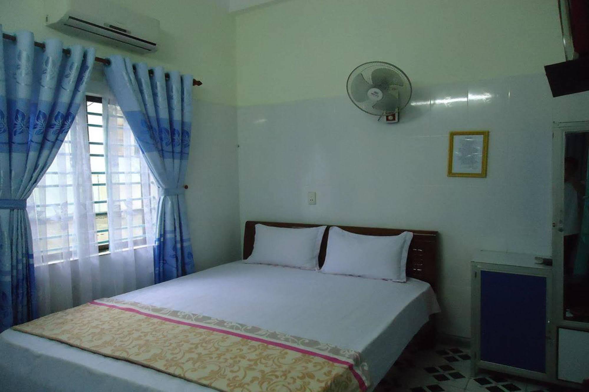 Anh Linh 1 Hotel Dong Hoi Zewnętrze zdjęcie