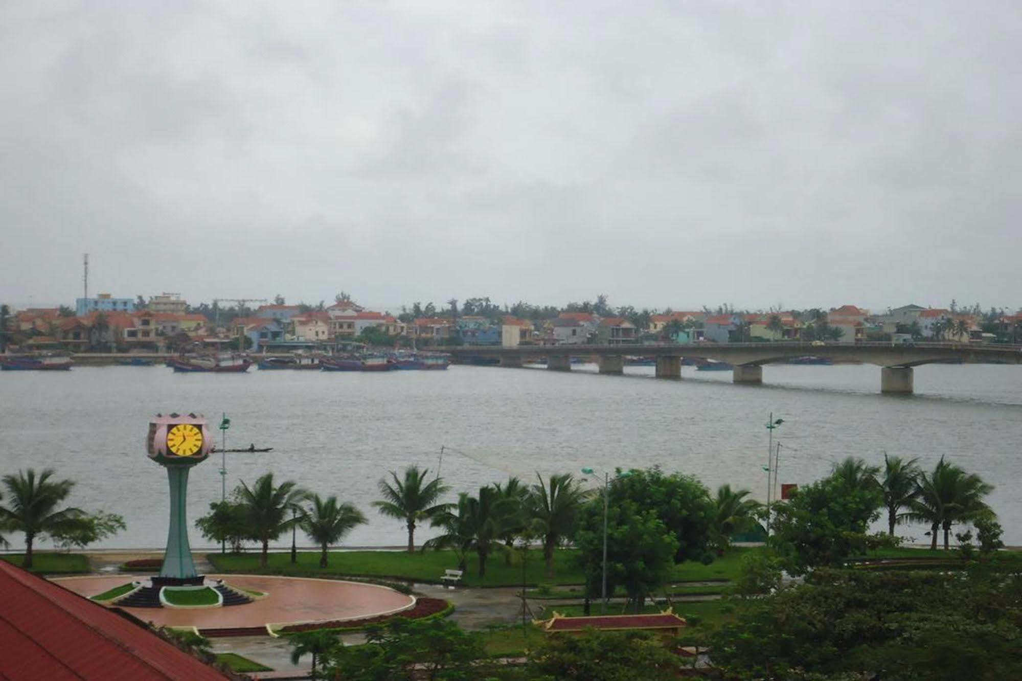 Anh Linh 1 Hotel Dong Hoi Zewnętrze zdjęcie